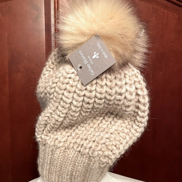 Gelso Bianco Accessories - Gelso Bianco Made in Italy Knit Pom Pom Hat NWT